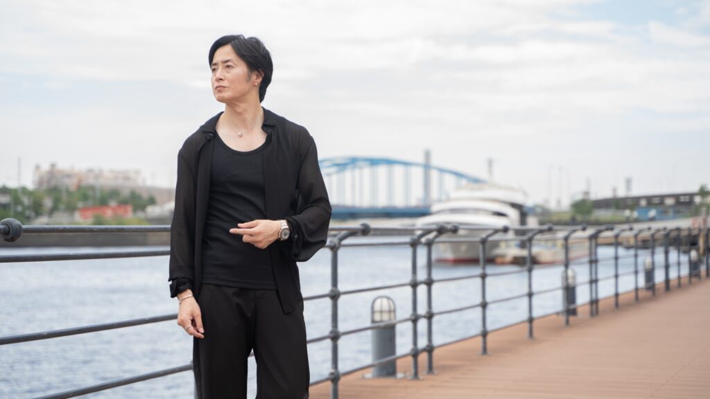 YouTubeチャンネル「新時代の経営者・山下誠司」の密着シリーズが100話を突破。 それを記念し、特別編「4年間の密着ドキュメンタリー」を